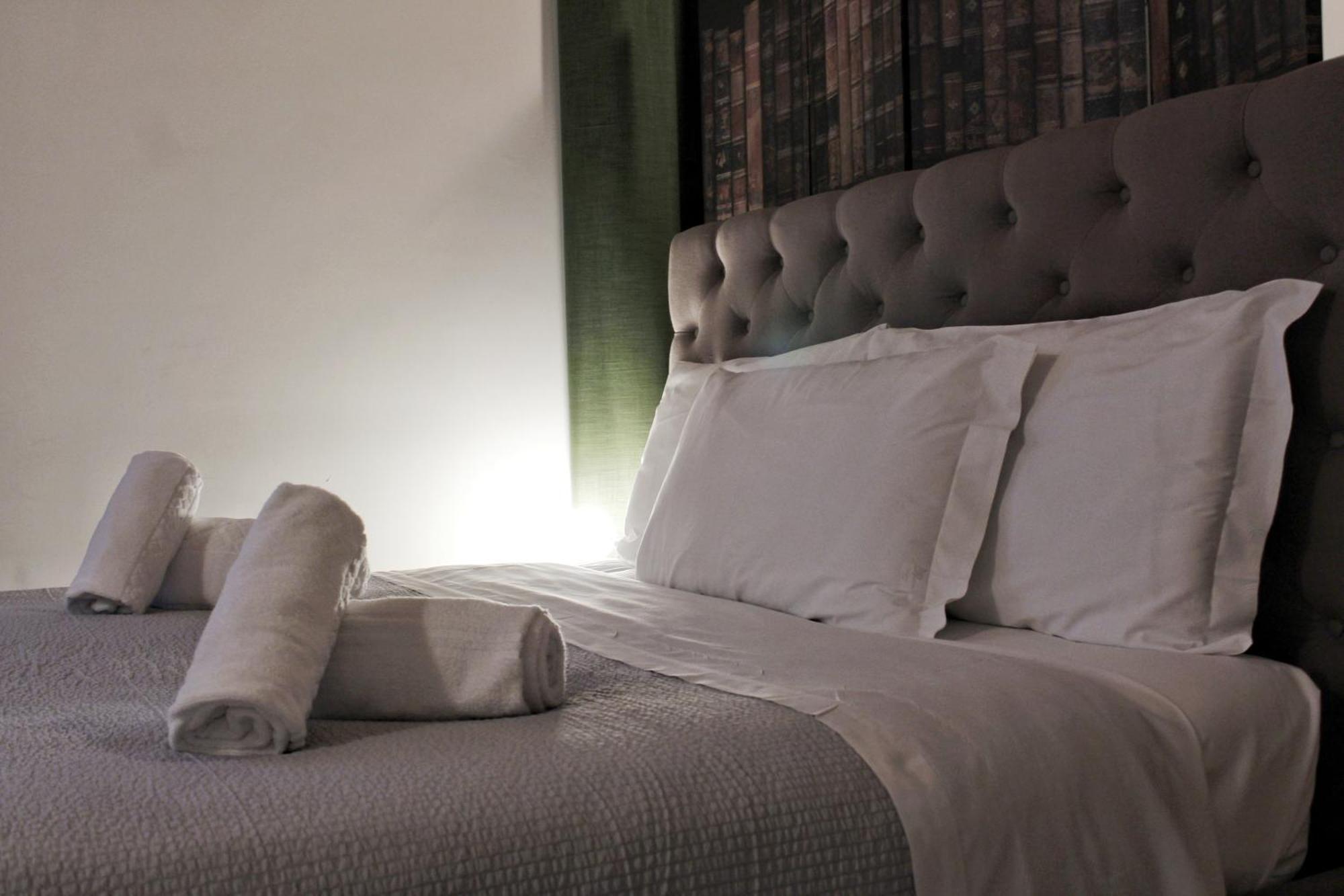 Porta Nuova Luxury Apartments Турин Екстер'єр фото
